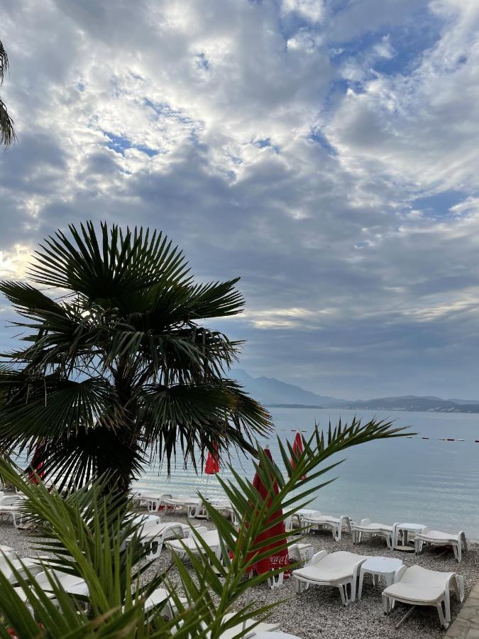 Hotel Azzurro Herceg Novi Kültér fotó