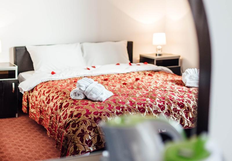 Hotel Azzurro Herceg Novi Kültér fotó